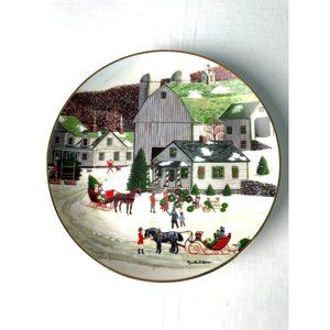 MARTHA B. LEONE WREATH MAKER Porcelain 23 kt gold trimmed 8" collector plate